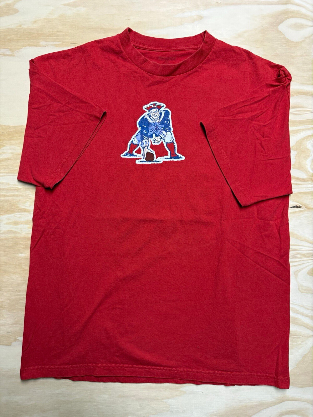 Reebok New England Patriots men’s size XL Tom Brady #12 NFL Football Red Shirt